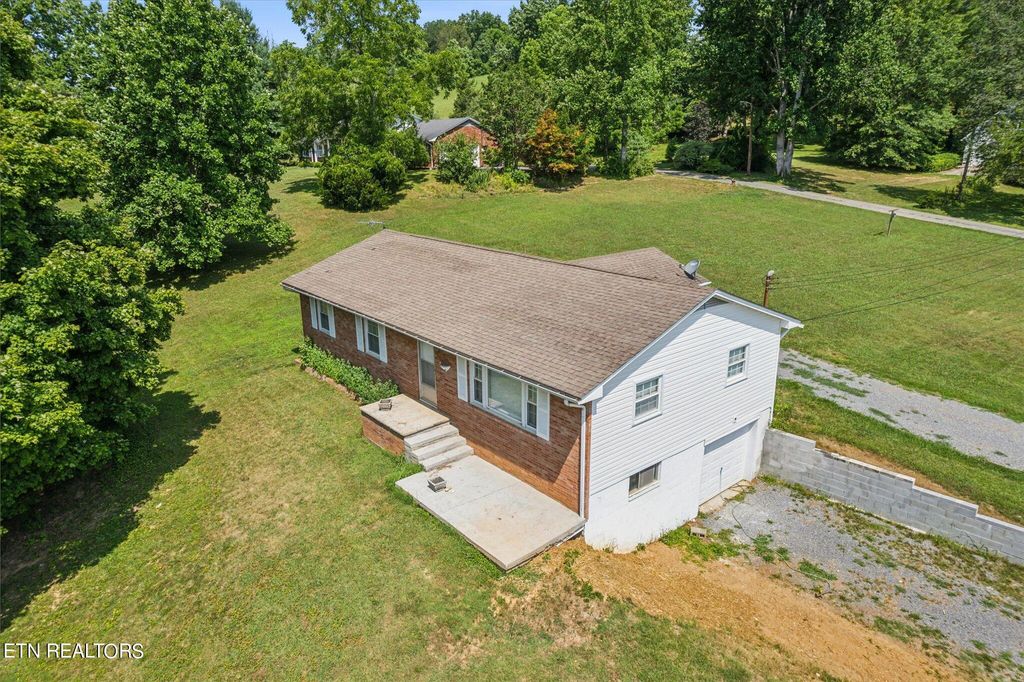 Photo of 166 N David Drive, Maynardville, TN 37807 (MLS # 1268616)