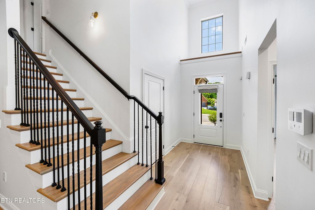 Photo of 1412 Bronze Lane, Knoxville, TN 37922 (MLS # 1339835)