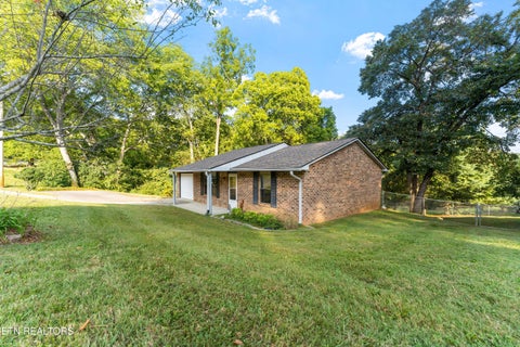 Tiny photo for 11318 Snyder Rd, Knoxville, TN 37932 (MLS # 1355416)
