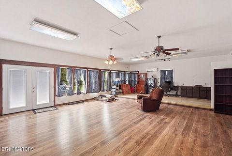 Tiny photo for 330 Deerfield Rd, Sparta, TN 38583 (MLS # 1349598)