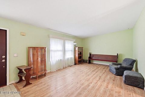 Tiny photo for 330 Deerfield Rd, Sparta, TN 38583 (MLS # 1349598)