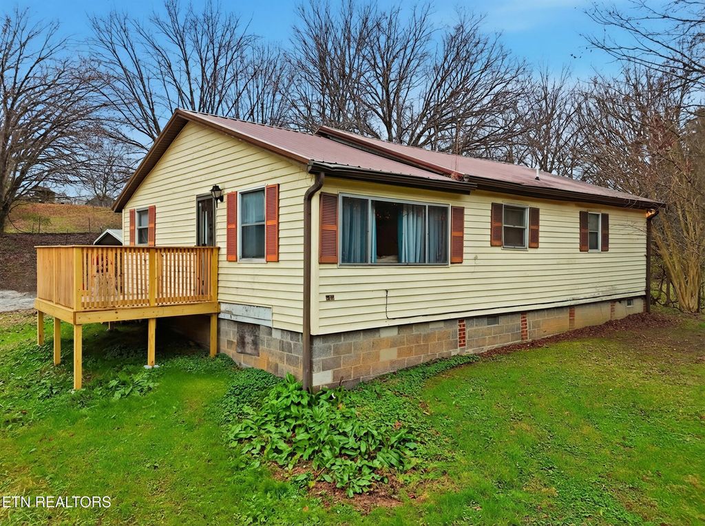 Photo of 6405 Pine Grove Rd, Knoxville, TN 37914 (MLS # 1323656)