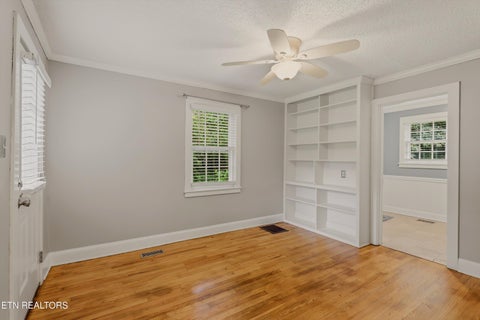 Tiny photo for 5512 Lake Shore Drive, Knoxville, TN 37920 (MLS # 1348254)
