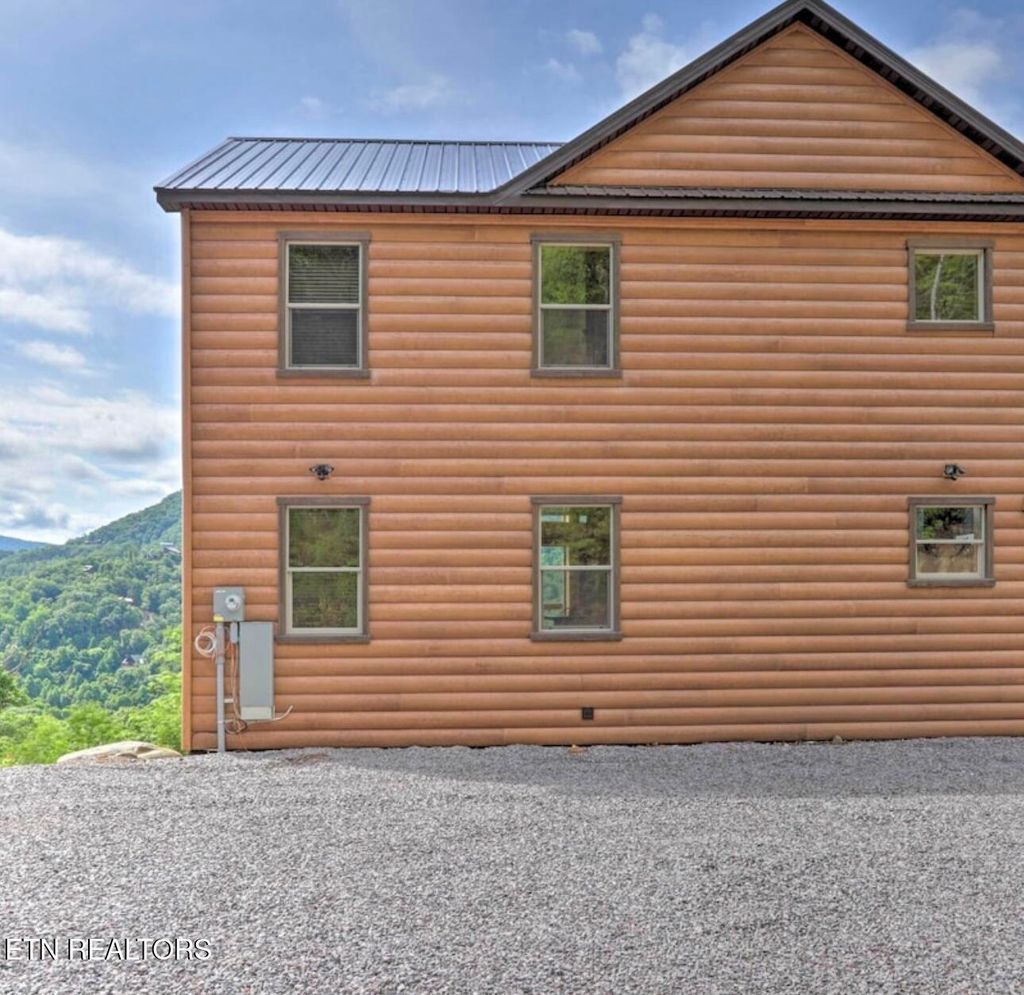 Photo of 4228 Wears Valley Rd #UNIT 181, Sevierville, TN 37862 (MLS # 1335053)