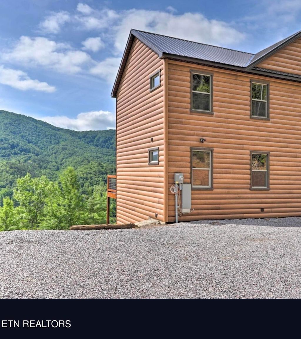 Photo of 4228 Wears Valley Rd #UNIT 181, Sevierville, TN 37862 (MLS # 1335053)