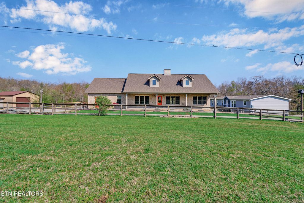 Photo of 352 Eli Ford Rd, Crossville, TN 38571 (MLS # 1336385)