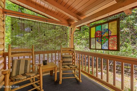 Tiny photo for 951 Emilyville Way, Cosby, TN 37722 (MLS # 1339184)