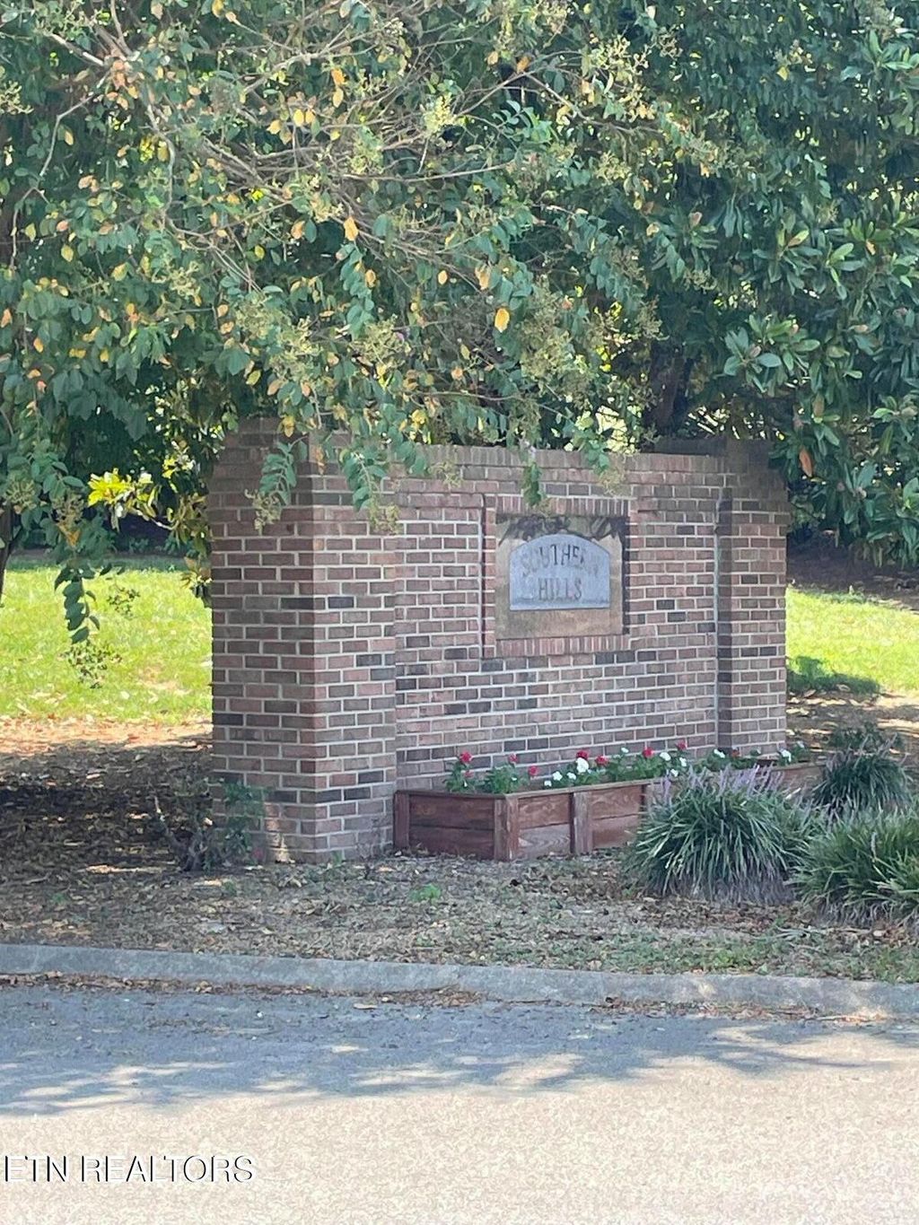 Photo of 130 Old Hickory Cir Circle, Madisonville, TN 37354 (MLS # 1284061)