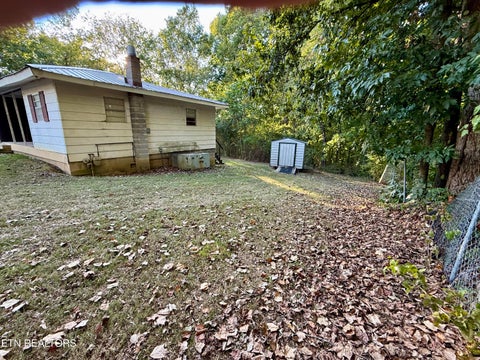 Tiny photo for 164 County Road 202, Athens, TN 37303 (MLS # 1357784)