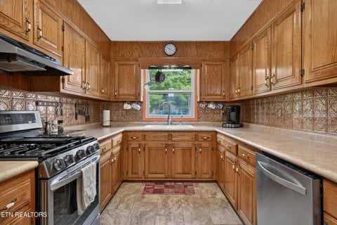 Tiny photo for 705 Highland Drive, Crossville, TN 38572 (MLS # 1349939)