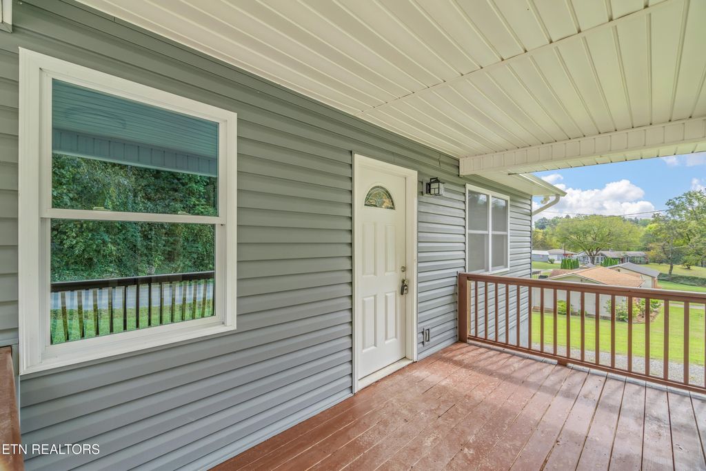 Photo of 4036 Wrights Ferry Rd, Louisville, TN 37777 (MLS # 1318361)