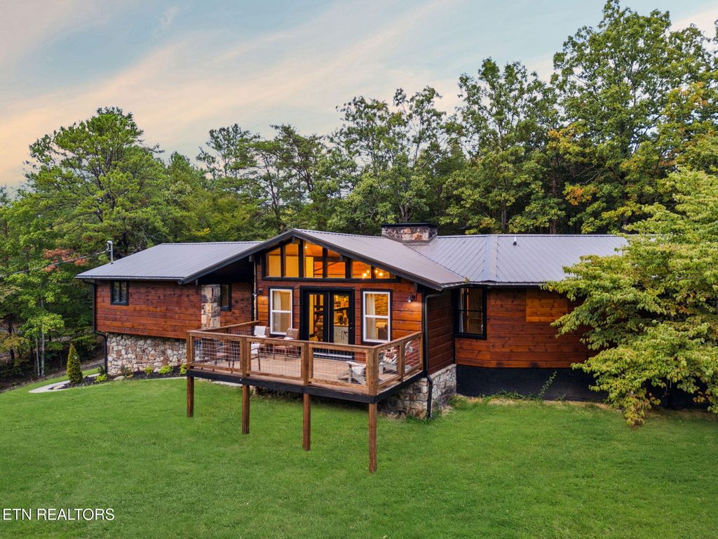 Photo of 3430 Lillie Blvd, Pigeon Forge, TN 37876 (MLS # 1315533)