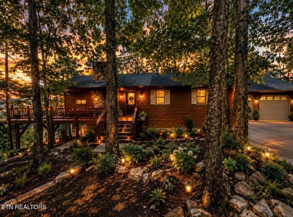 Photo of 1001 Old Laurel Lane, Sevierville, TN 37876 (MLS # 1356097)