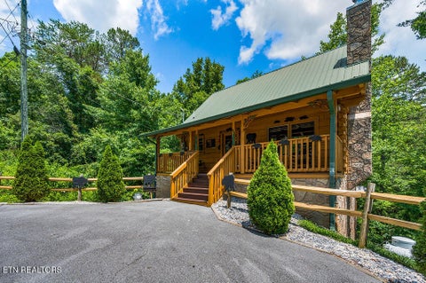 Tiny photo for 1728 Scenic Woods Way, Sevierville, TN 37876 (MLS # 1356221)