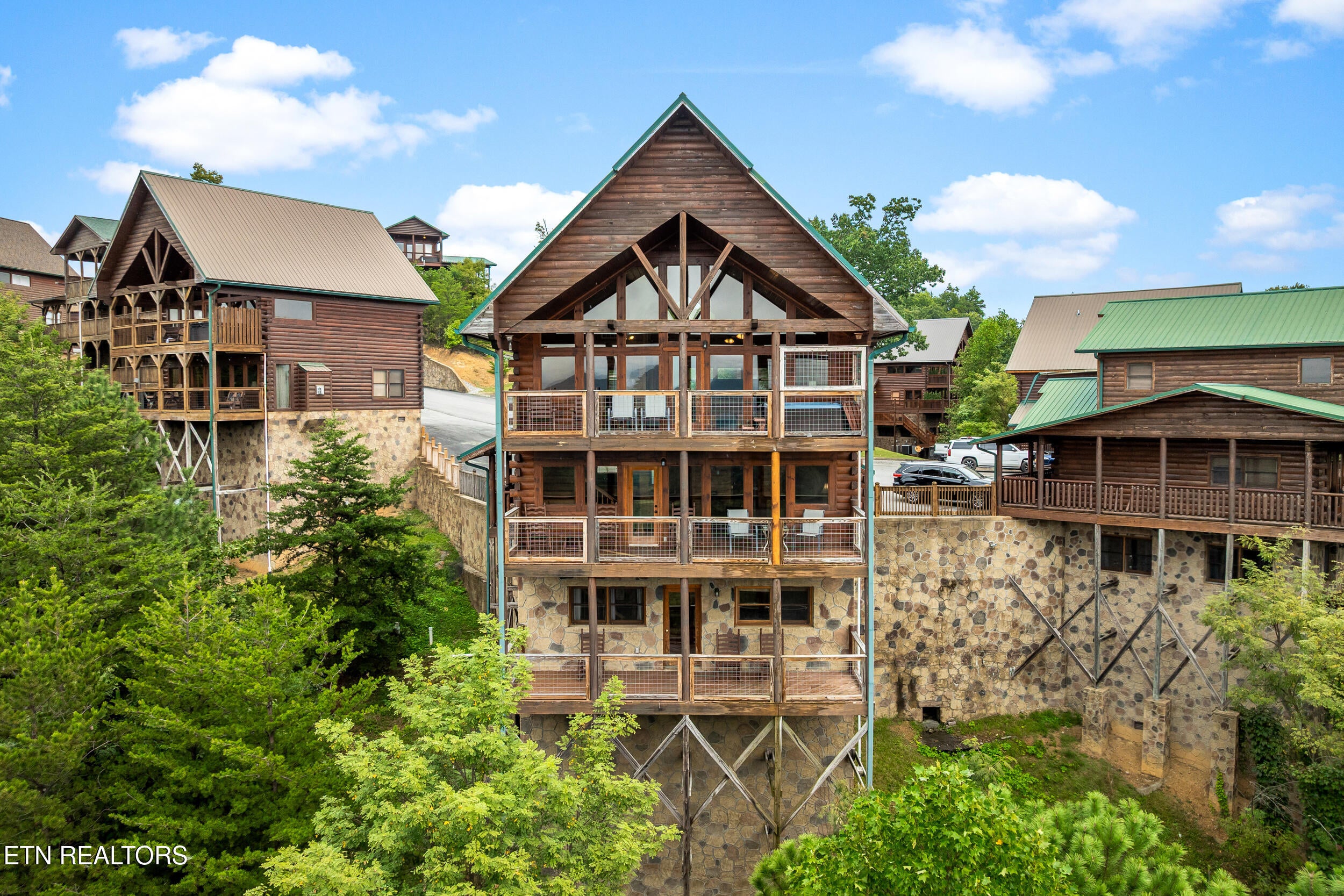 2422 Breezy Ridge Drive