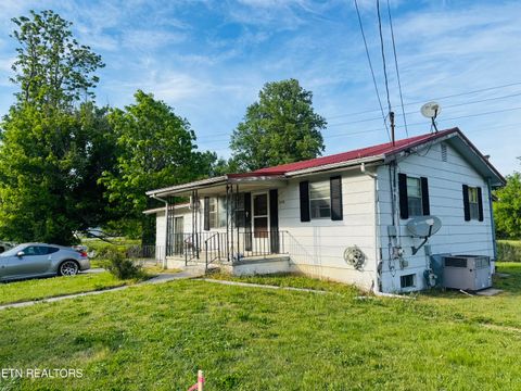 Photo of 208 Leach Ave, Rocky Top, TN 37769 (MLS # 1337795)
