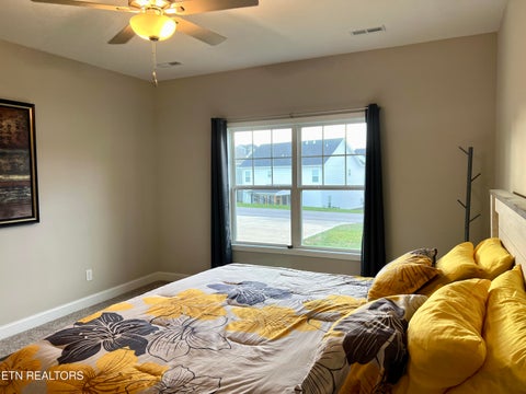 Tiny photo for 109 E Elderberry St, Oak Ridge, TN 37830 (MLS # 1323791)