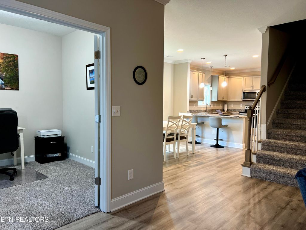 Photo of 109 E Elderberry St, Oak Ridge, TN 37830 (MLS # 1323791)