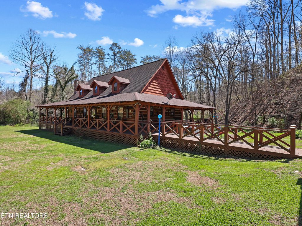 Photo of 1215 Old Piney Rd, Maryville, TN 37803 (MLS # 1334535)