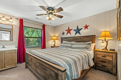 Tiny photo for 1839 Zurich Court Ct, Gatlinburg, TN 37738 (MLS # 1317486)