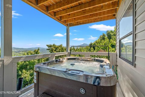 Tiny photo for 1839 Zurich Court Ct, Gatlinburg, TN 37738 (MLS # 1317486)