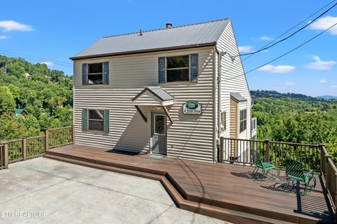 Tiny photo for 1839 Zurich Court Ct, Gatlinburg, TN 37738 (MLS # 1317486)