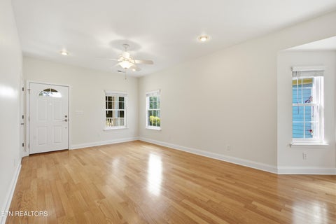 Tiny photo for 147 Liberty Court, Oak Ridge, TN 37830 (MLS # 1351490)