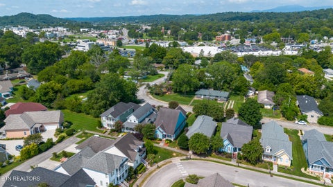 Tiny photo for 147 Liberty Court, Oak Ridge, TN 37830 (MLS # 1351490)