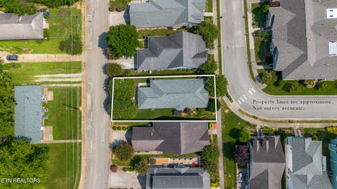 Tiny photo for 147 Liberty Court, Oak Ridge, TN 37830 (MLS # 1351490)