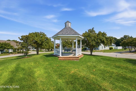 Tiny photo for 147 Liberty Court, Oak Ridge, TN 37830 (MLS # 1351490)