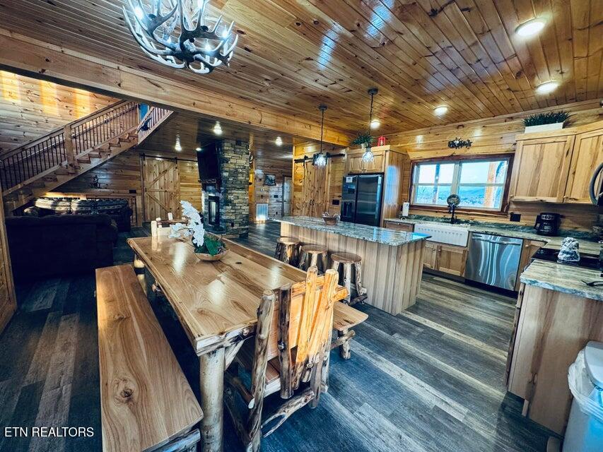 2124 Megan Ridge Drive