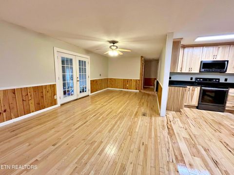 Tiny photo for 195 County Road 71, Riceville, TN 37370 (MLS # 1325882)