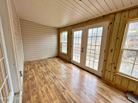 Tiny photo for 195 County Road 71, Riceville, TN 37370 (MLS # 1325882)