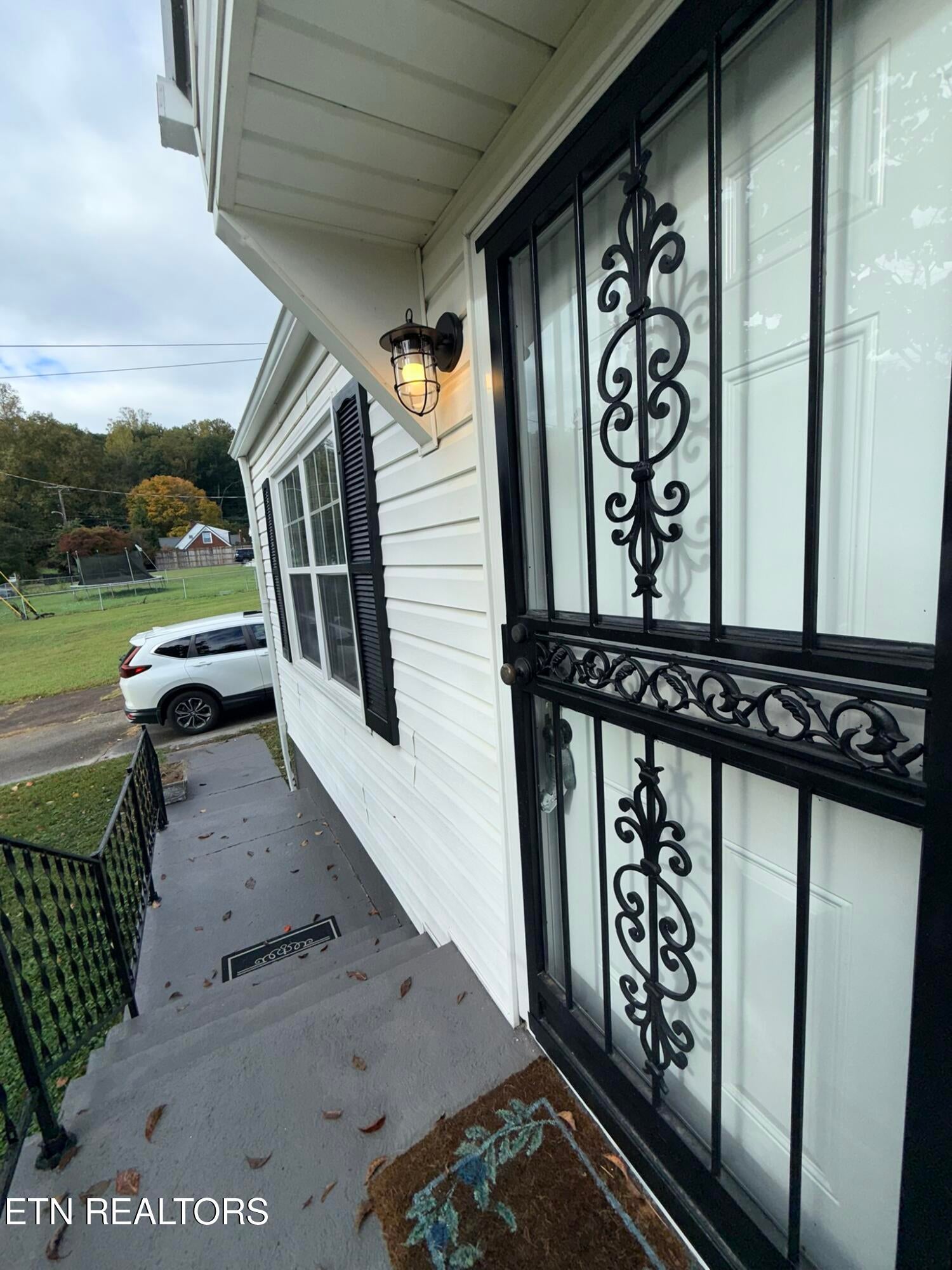 117 Linden Ave