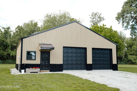 Photo of 941 Pine Tree Rd, Jamestown, TN 38556 (MLS # 1355466)