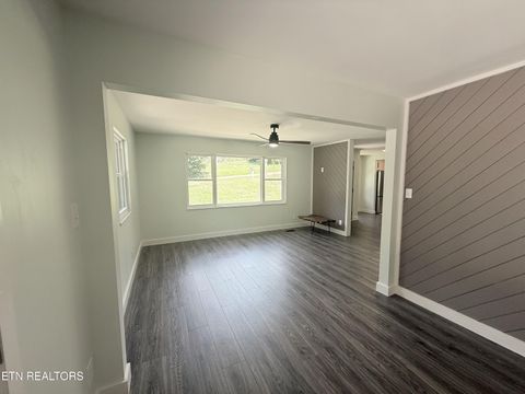 Tiny photo for 924 Lester Rd, Knoxville, TN 37920 (MLS # 1325321)