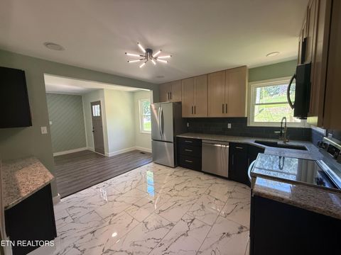 Tiny photo for 924 Lester Rd, Knoxville, TN 37920 (MLS # 1325321)