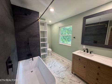 Tiny photo for 924 Lester Rd, Knoxville, TN 37920 (MLS # 1325321)