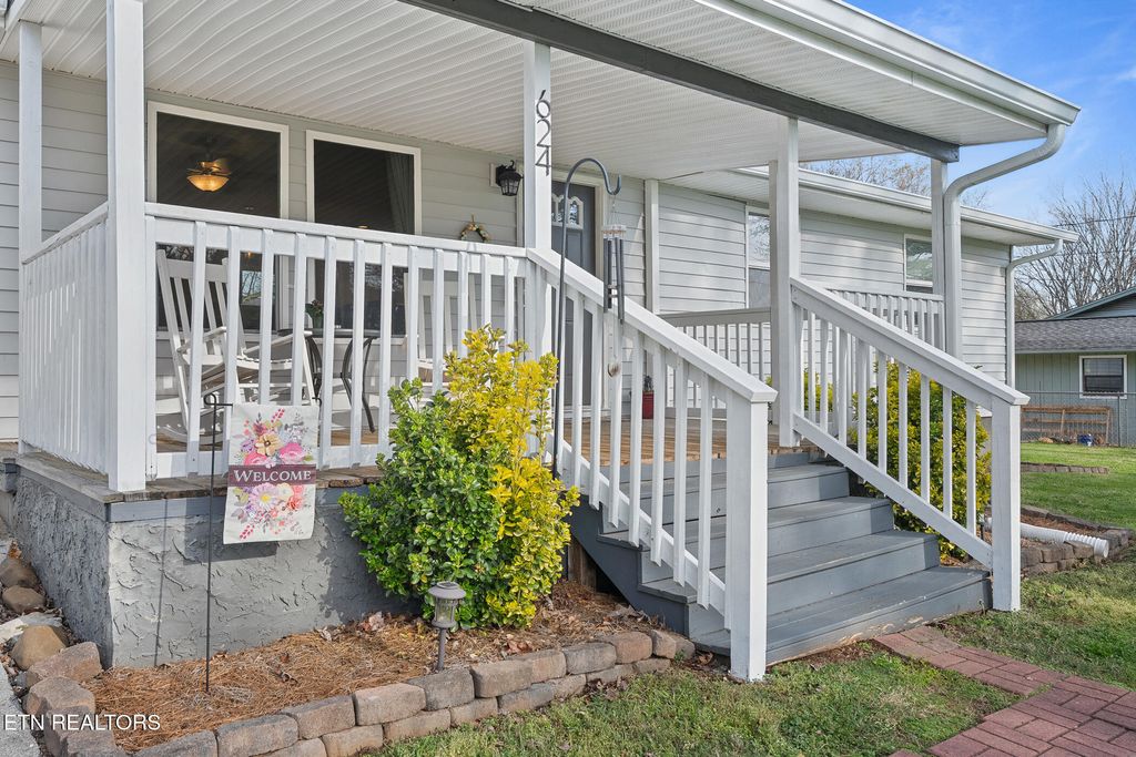 Photo of 624 Scenic Hill Drive, Seymour, TN 37865 (MLS # 1333558)