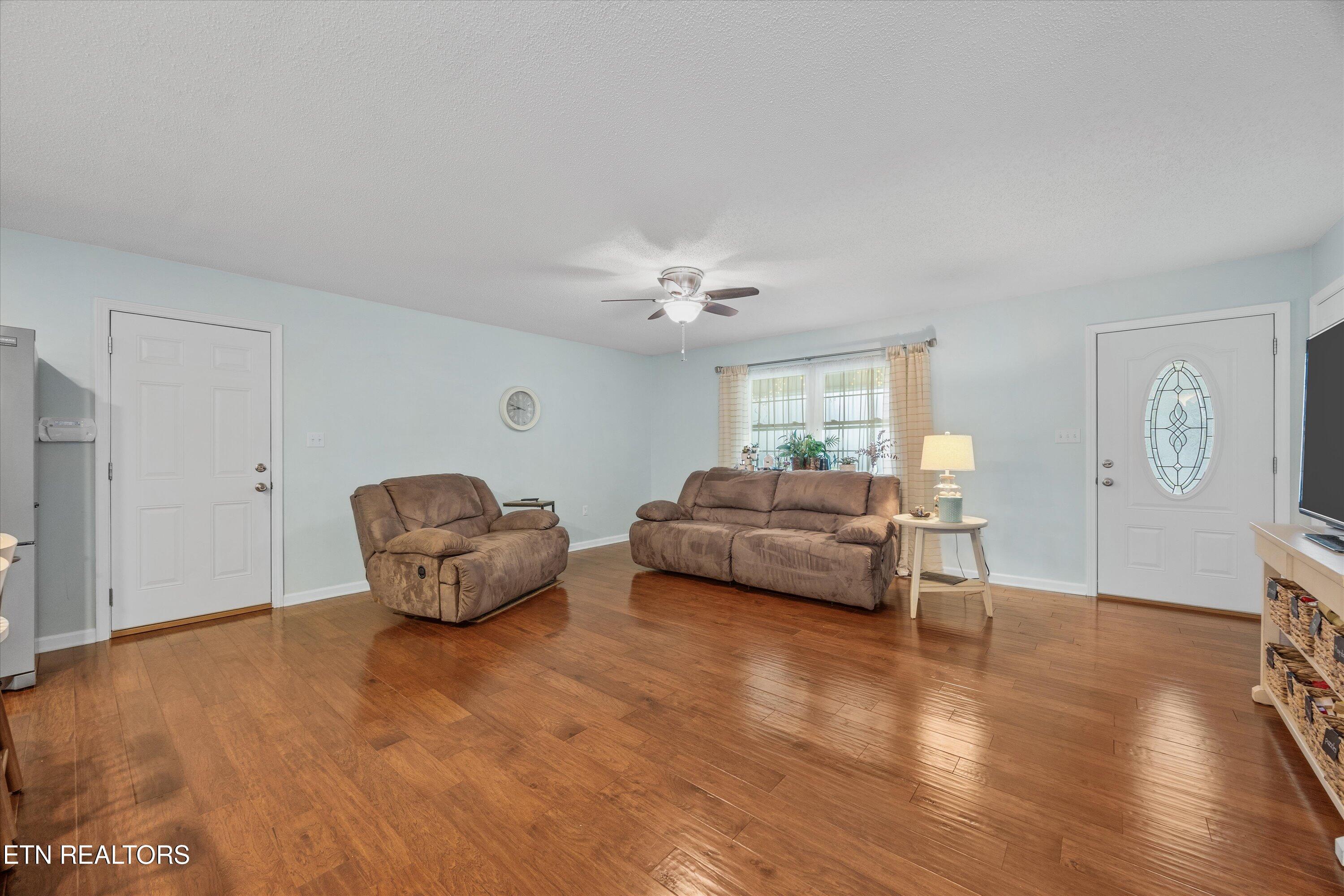513 Hardin Rd