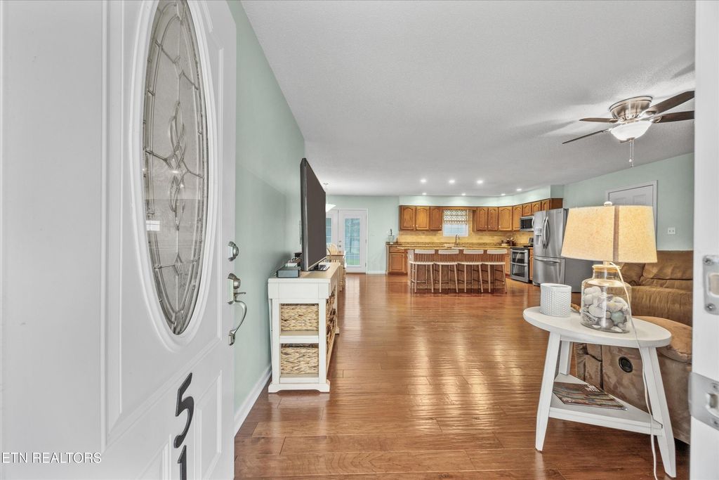 Photo of 513 Hardin Rd, Kodak, TN 37764 (MLS # 1317592)