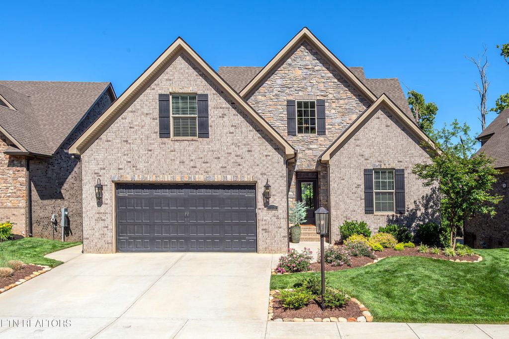 Photo of 1025 Westland Creek Blvd, Knoxville, TN 37923 (MLS # 1340713)