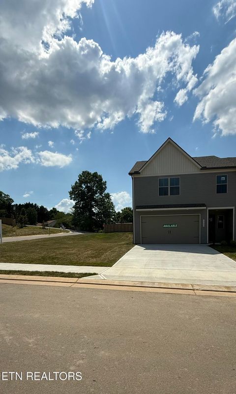 Photo of 1705 Bennett Village Drive, Maryville, TN 37804 (MLS # 1341185)