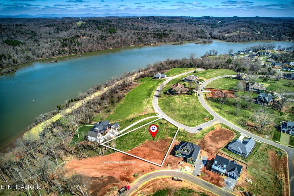 Photo of 133 River Bank Tr, Loudon, TN 37774 (MLS # 1316349)