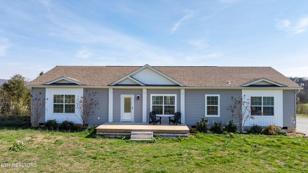 Photo of 4637 Ideal Valley Rd, Spring City, TN 37381 (MLS # 1332952)