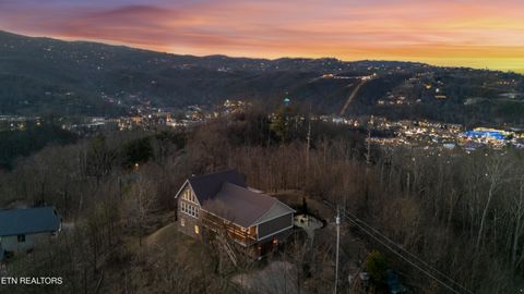 Tiny photo for 835 Perry Drive, Gatlinburg, TN 37738 (MLS # 1328557)