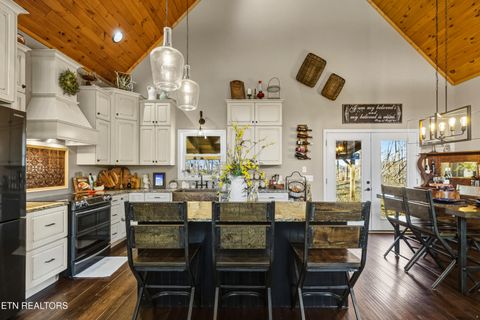 Tiny photo for 835 Perry Drive, Gatlinburg, TN 37738 (MLS # 1328557)