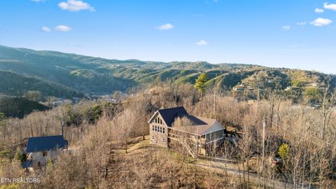 Tiny photo for 835 Perry Drive, Gatlinburg, TN 37738 (MLS # 1328557)