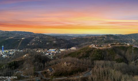 Tiny photo for 835 Perry Drive, Gatlinburg, TN 37738 (MLS # 1328557)