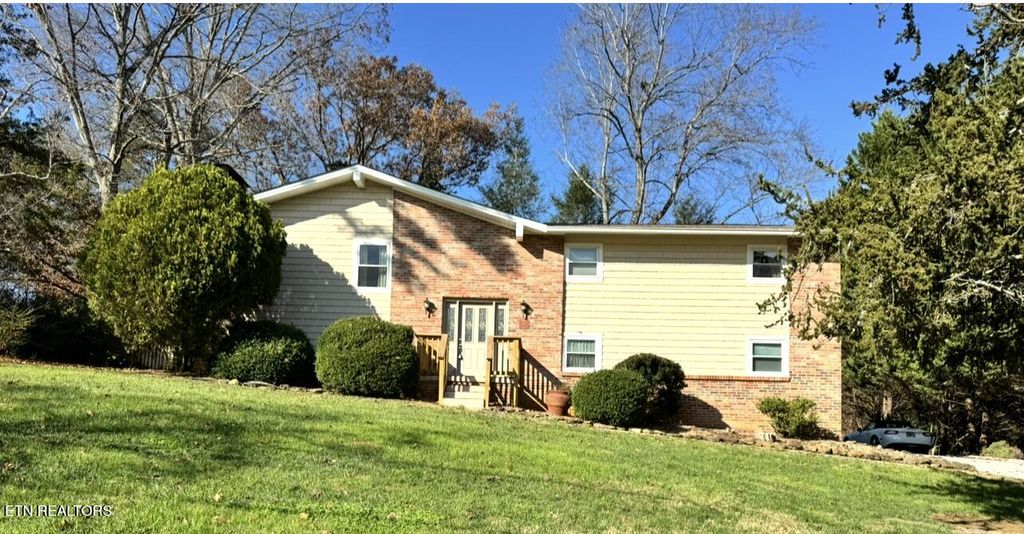 Photo of 8903 Ormand Lane, Knoxville, TN 37923 (MLS # 1323268)